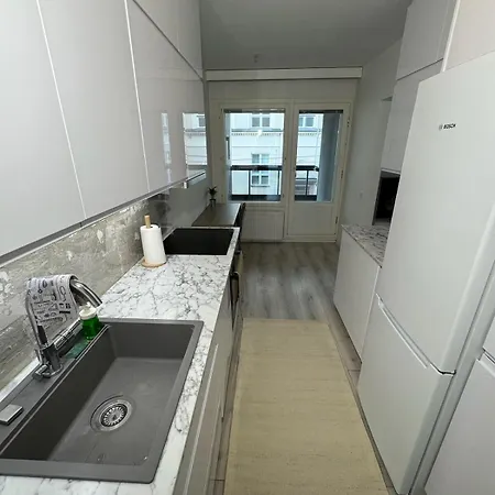2 Bedroom With A Balcony In The Center Of Apartment Helsinki